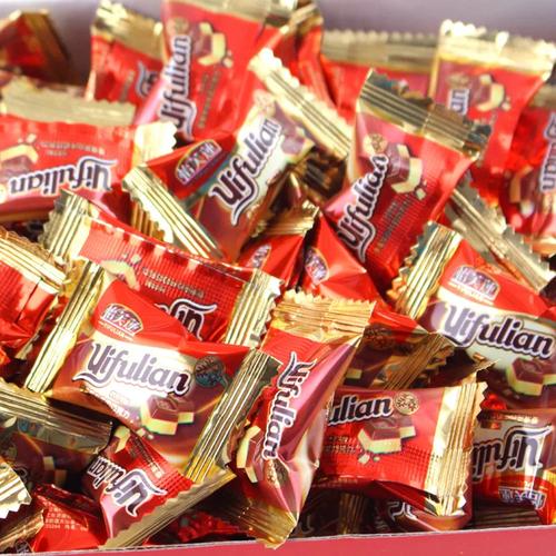 巧克力怡芙夹心盒装450g130颗婚庆喜庆糖果零食巧克力制品